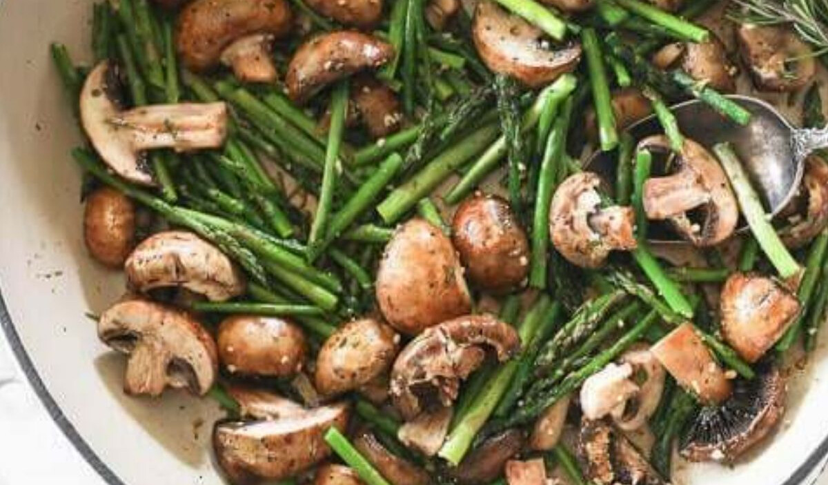 Sauteed Asparagus With Mushrooms Recipe