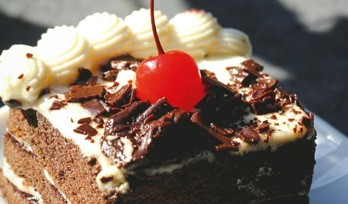 Black Forest Cake Recipe