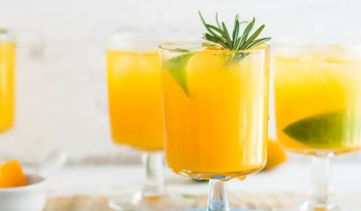 Creamsicle Mimosas Recipe