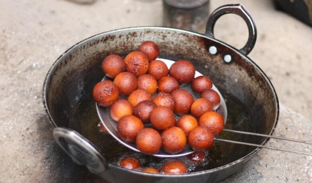 The Ultimate Guide to Making Perfect Gulab Jamun: A Classic Indian Dessert